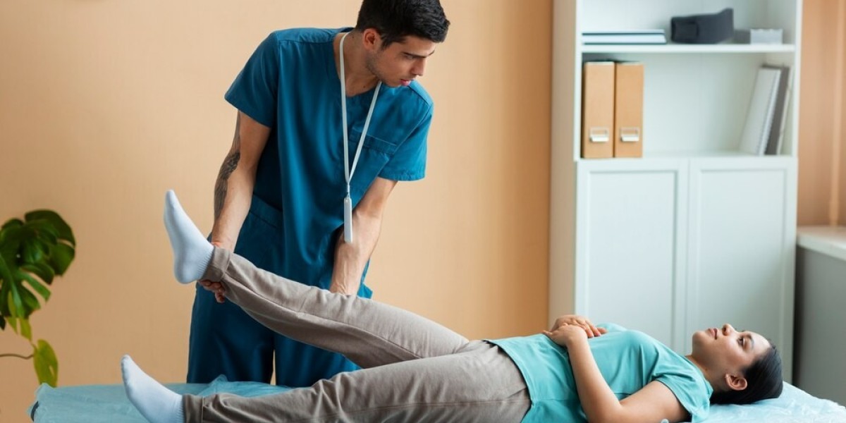 Scoliosis Treatment in Gurgaon & Delhi NCR: Physiotherapy and Non-Surgical Care